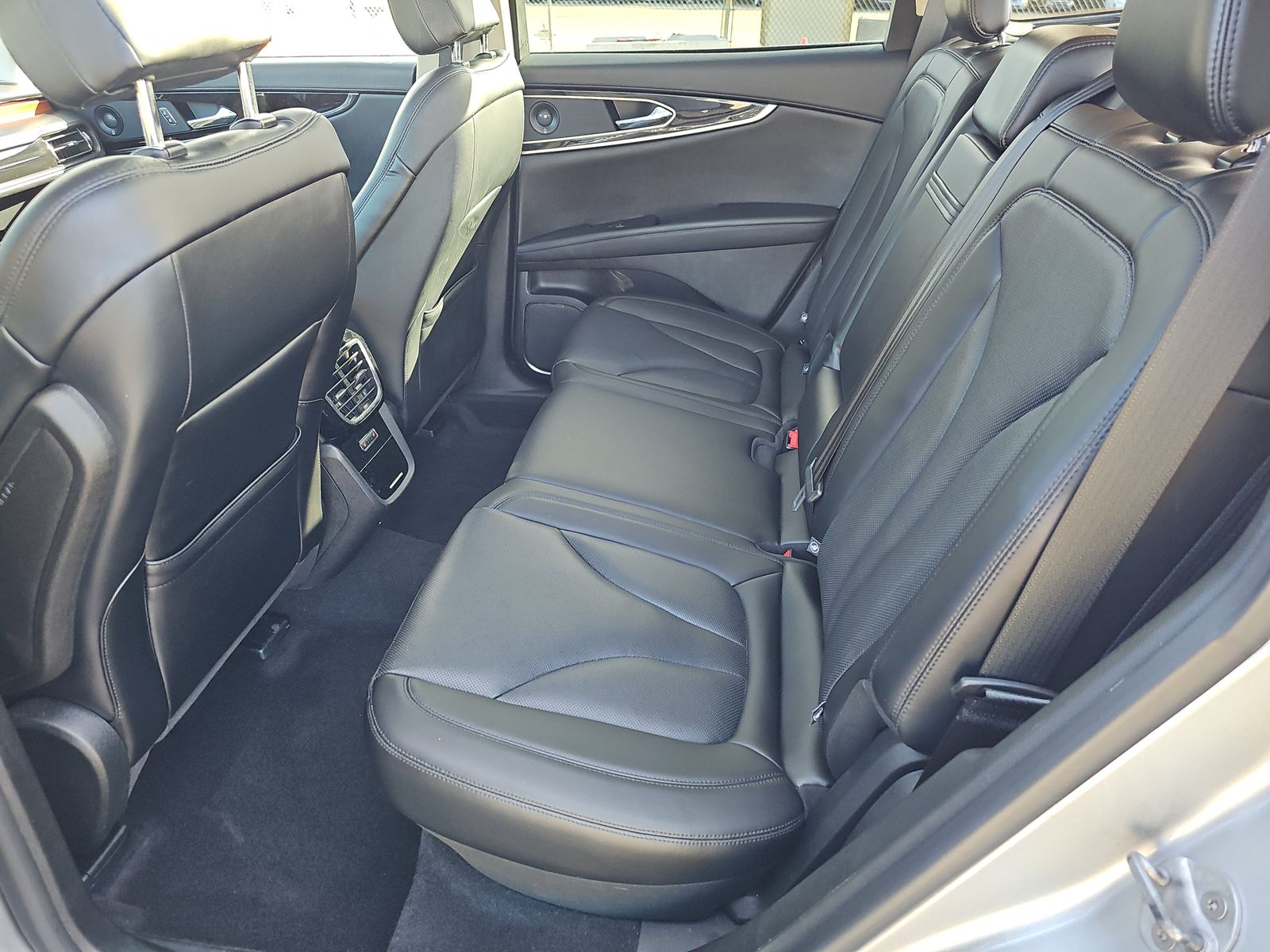 2022 Lincoln Nautilus Reserve AWD