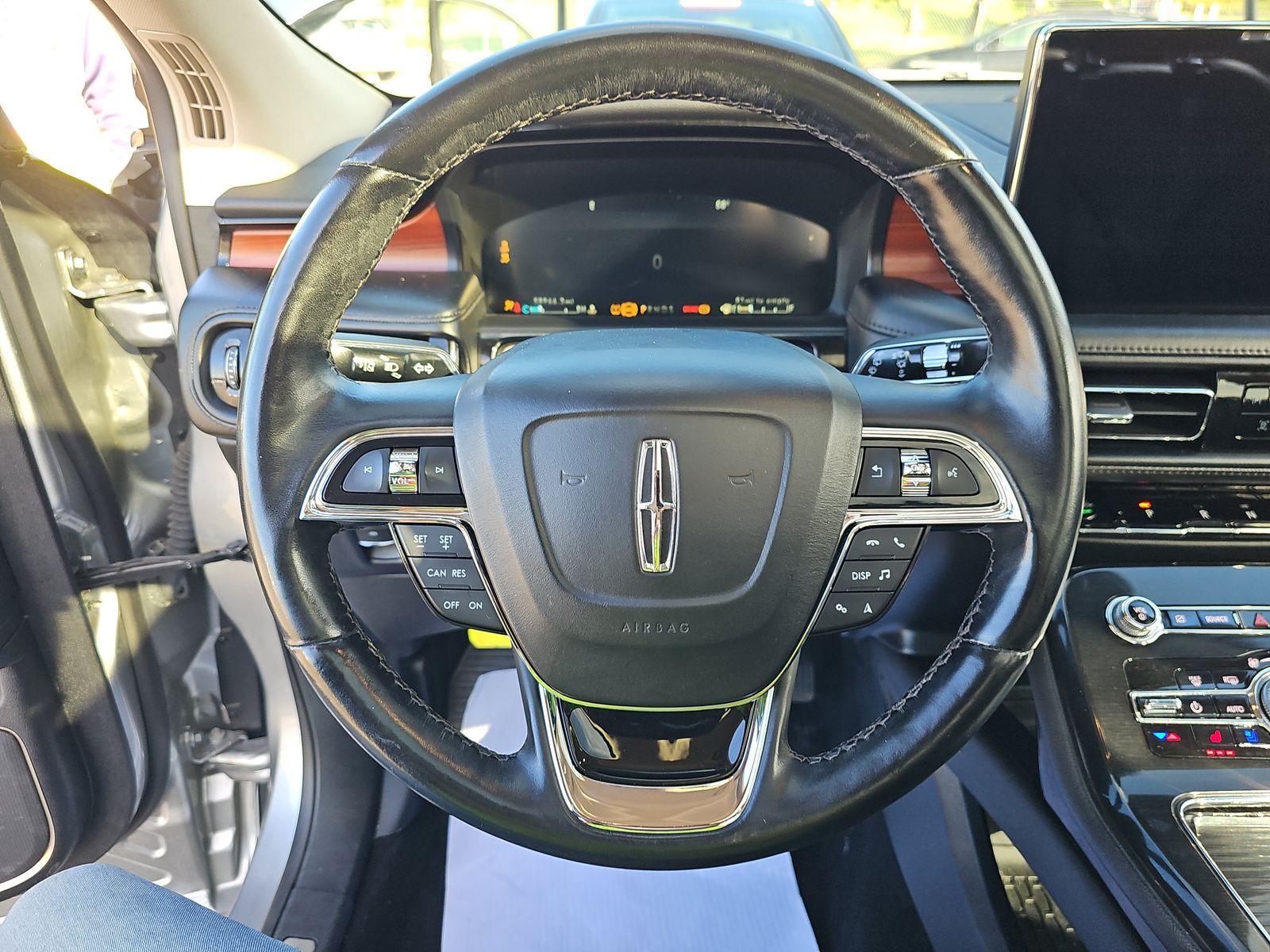 2022 Lincoln Nautilus Reserve AWD