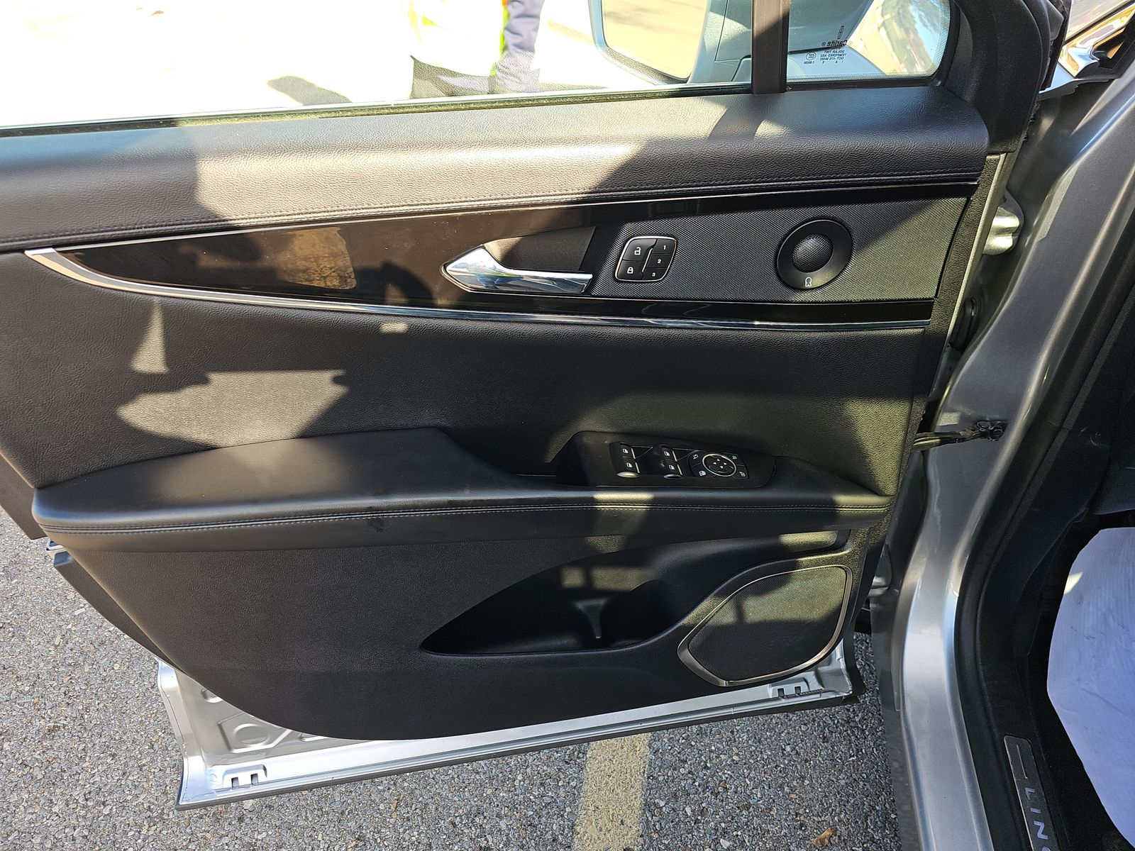 2022 Lincoln Nautilus Reserve AWD