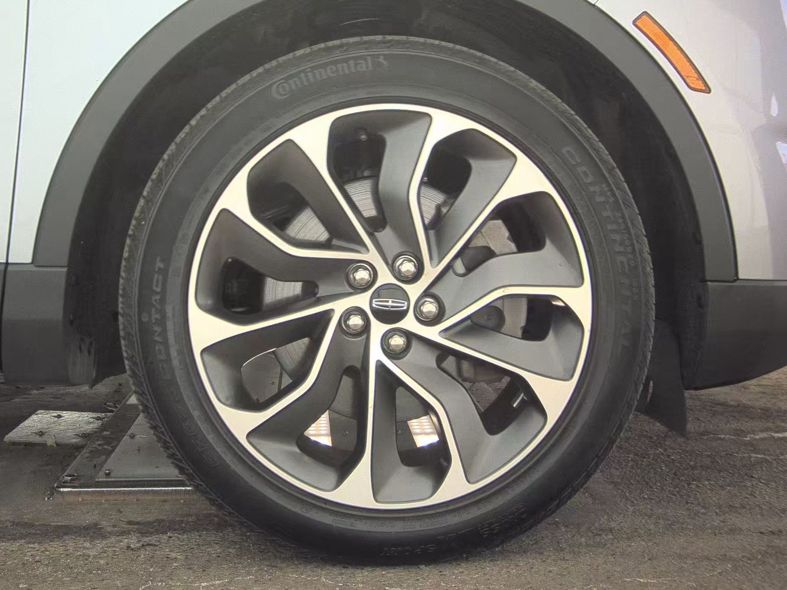 2022 Lincoln Nautilus Reserve AWD