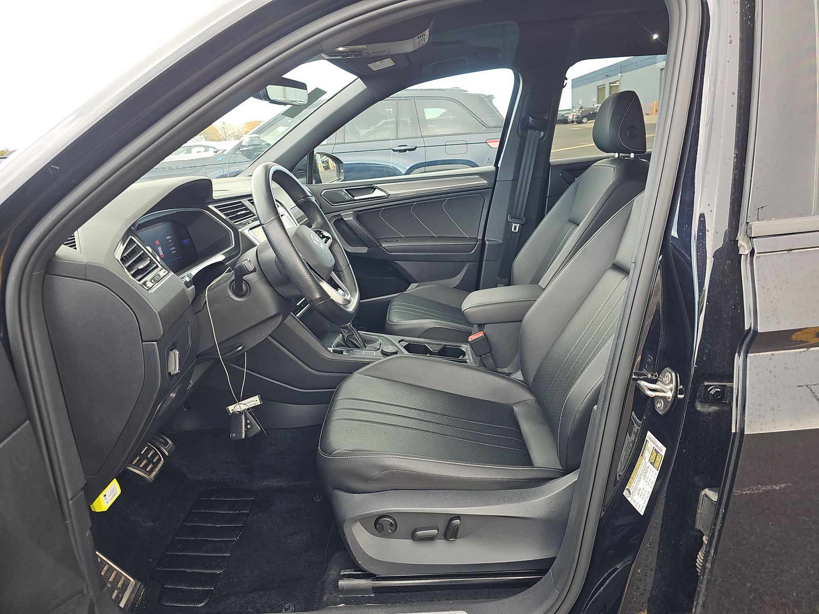 2022 Volkswagen Tiguan 2.0T SE R-Line Black AWD