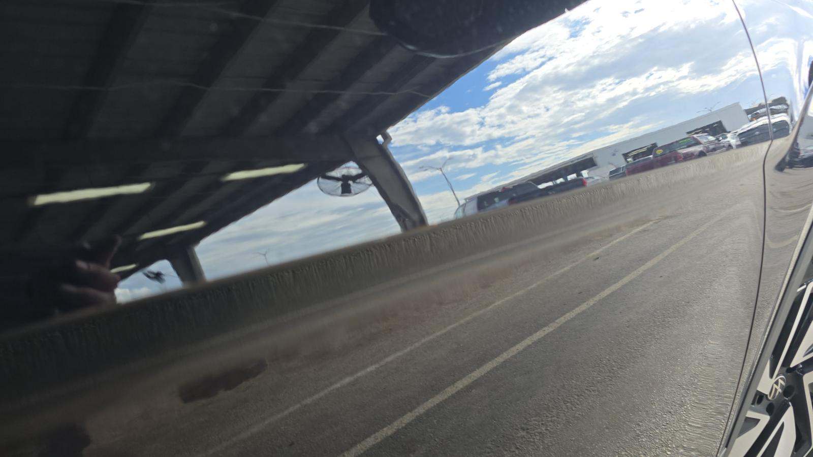 2025 Volkswagen Atlas 2.0T SE FWD