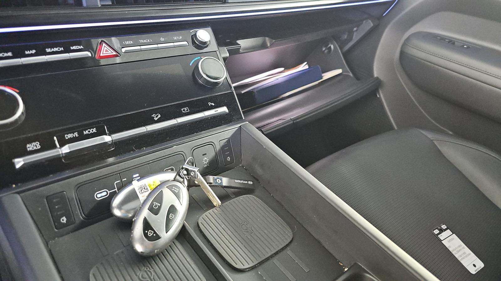 2025 Hyundai Santa Fe Hybrid Calligraphy FWD