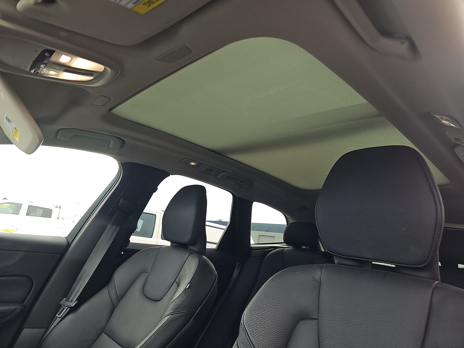 2025 Volvo XC60 B5 Plus AWD