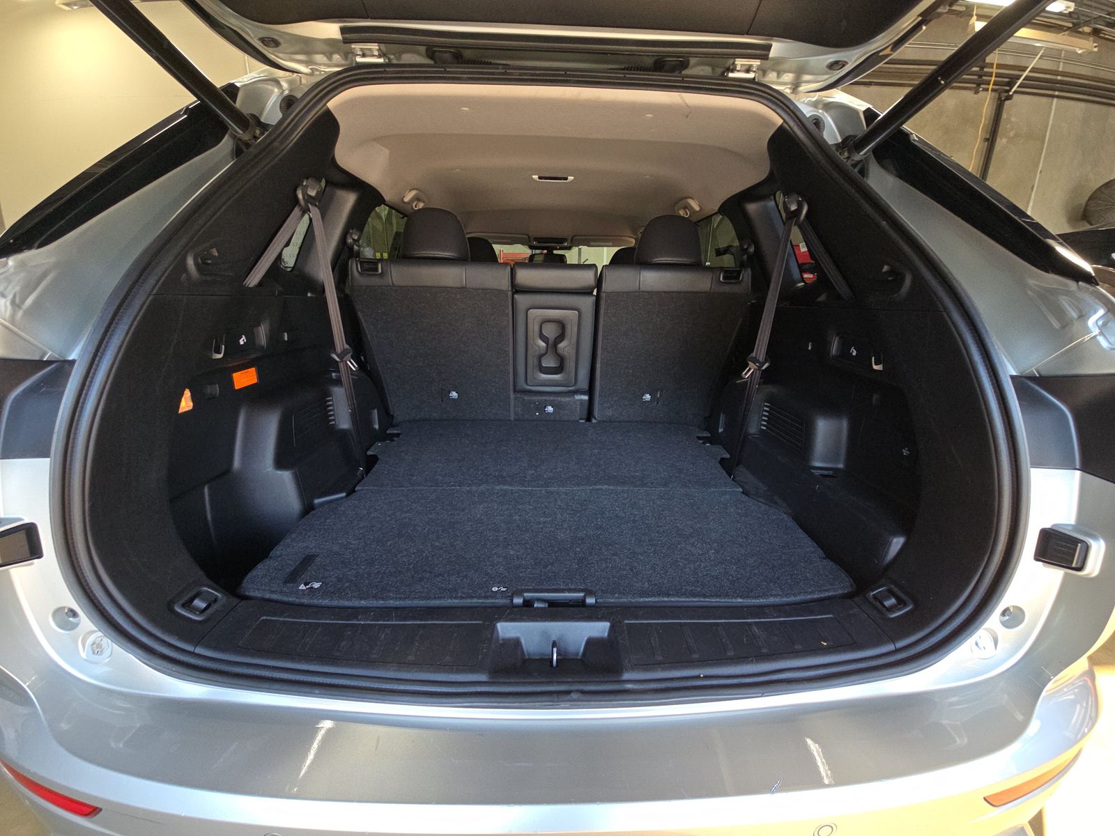 2023 Mitsubishi Outlander PHEV 40th Anniversary Edition AWD