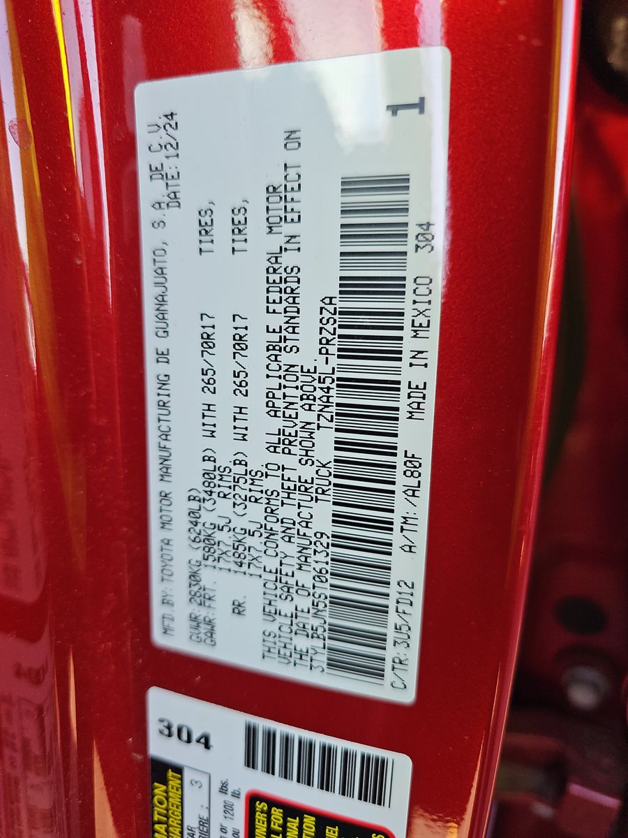 2025 Toyota Tacoma TRD Off-Road AWD