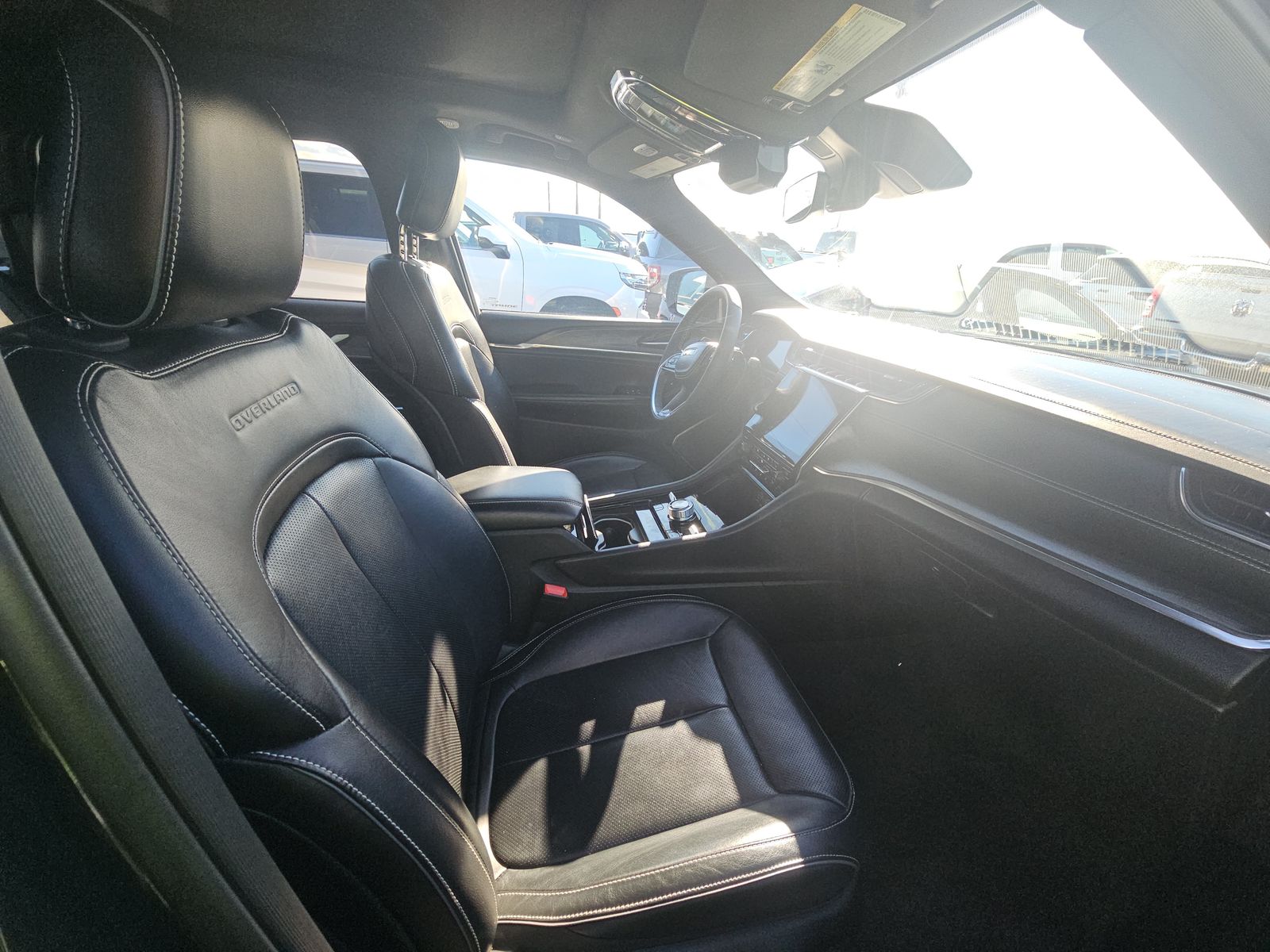 2023 Jeep Grand Cherokee Overland AWD