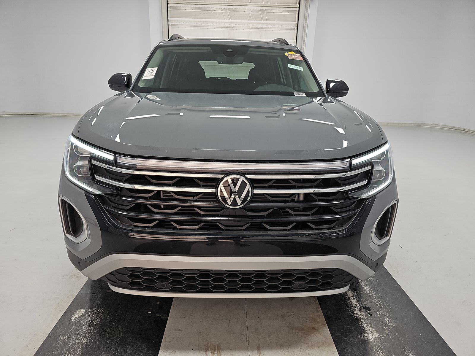 2024 Volkswagen Atlas 2.0T Peak Edition SE AWD