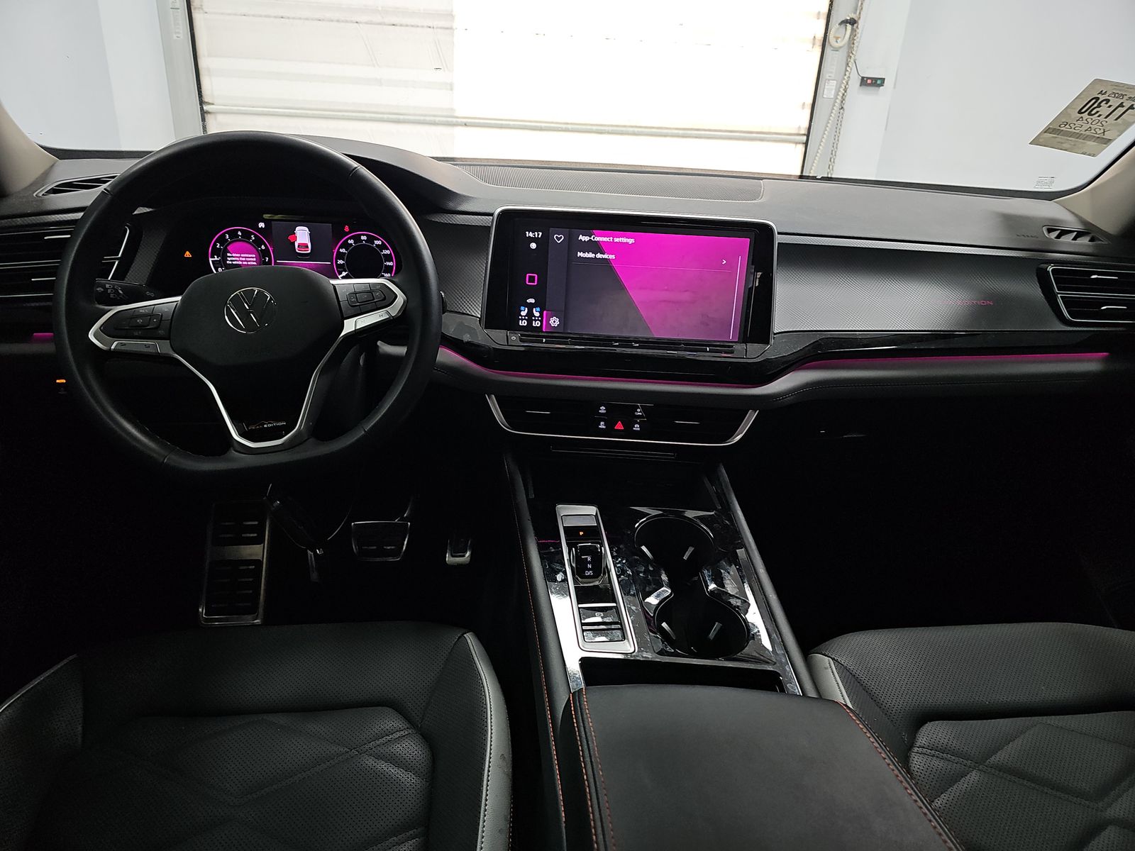 2024 Volkswagen Atlas 2.0T Peak Edition SE AWD