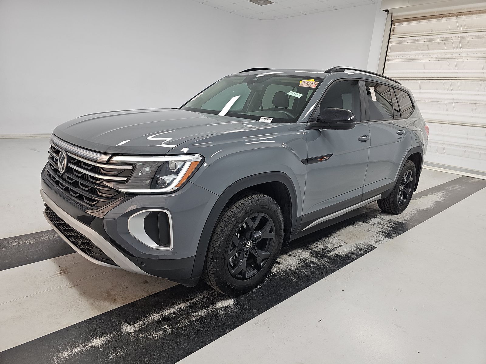 2024 Volkswagen Atlas 2.0T Peak Edition SE AWD