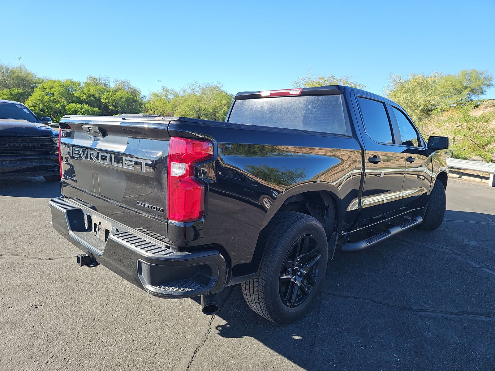 2022 Chevrolet Silverado 1500 Custom RWD