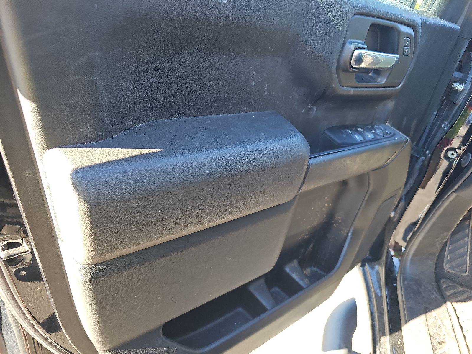 2022 Chevrolet Silverado 1500 Custom RWD