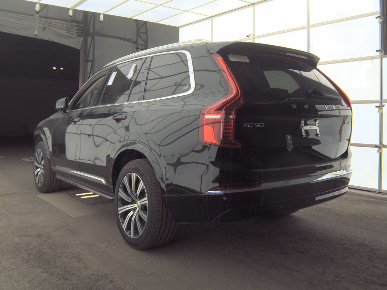 2025 Volvo XC90 B6 Ultra AWD