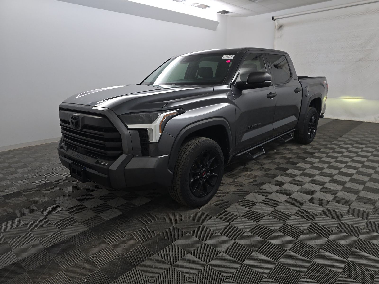 2023 Toyota Tundra SR5 AWD