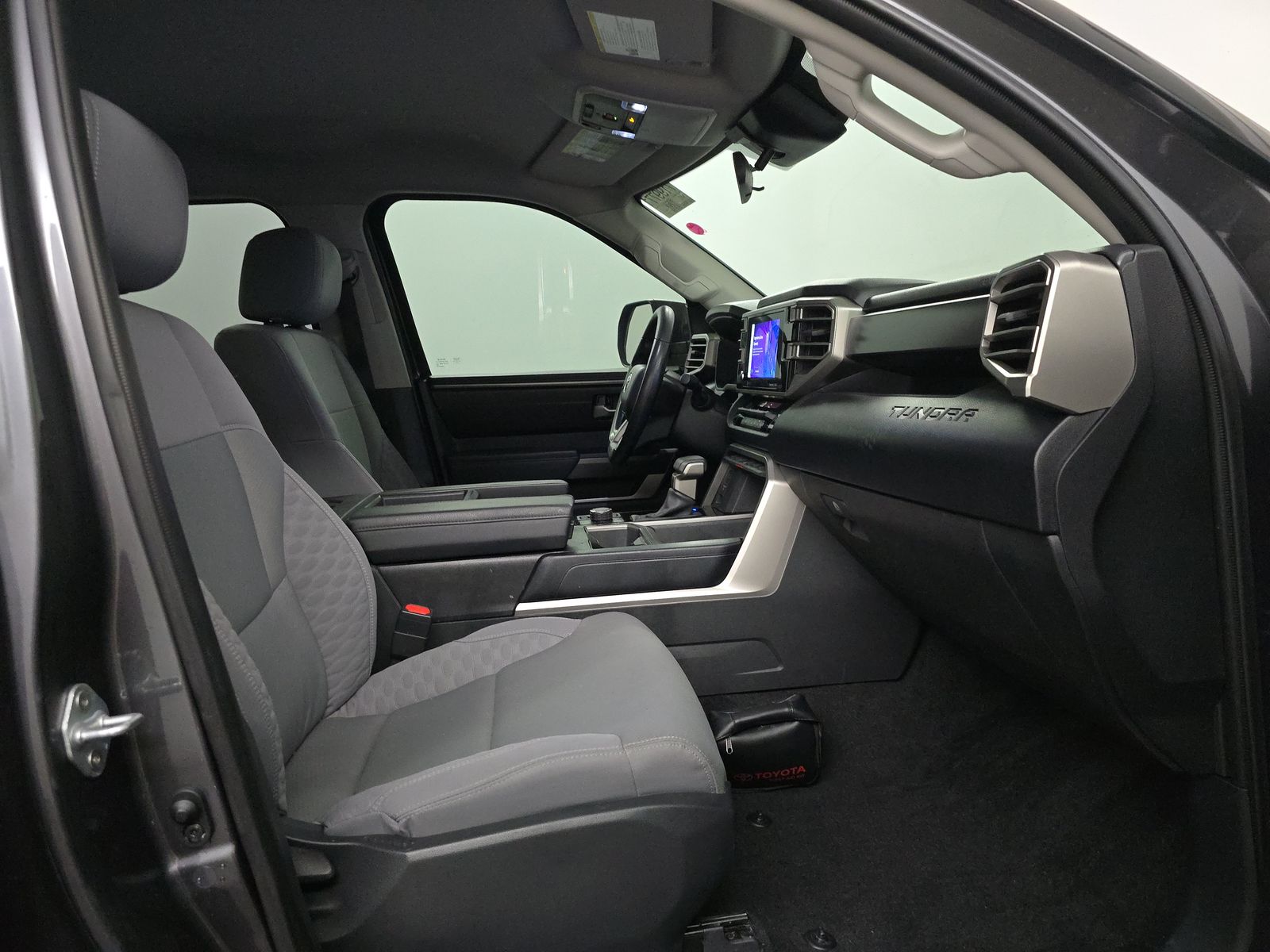 2023 Toyota Tundra SR5 AWD