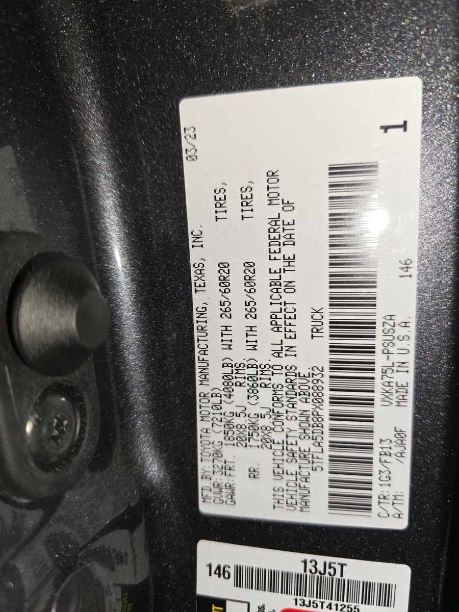 2023 Toyota Tundra SR5 AWD