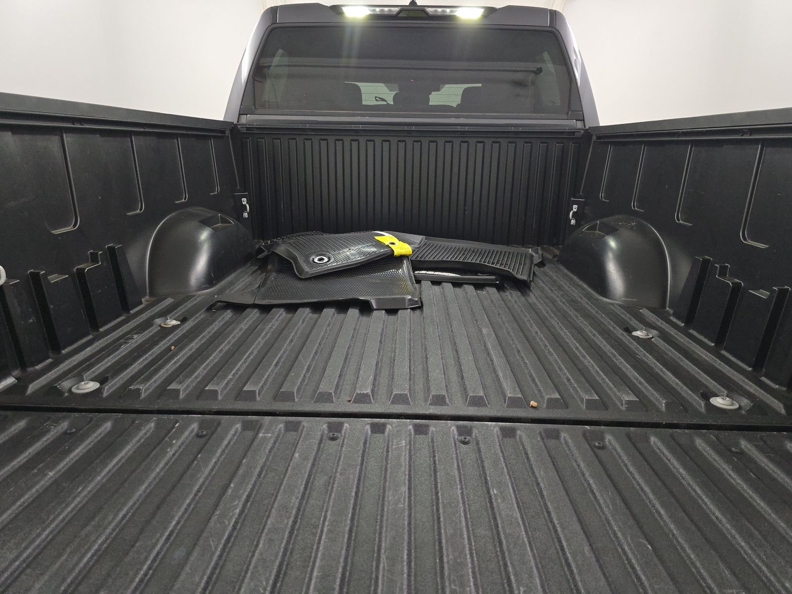 2023 Toyota Tundra SR5 AWD