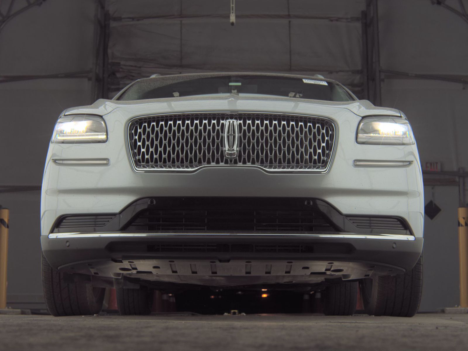 2022 Lincoln Nautilus Reserve FWD