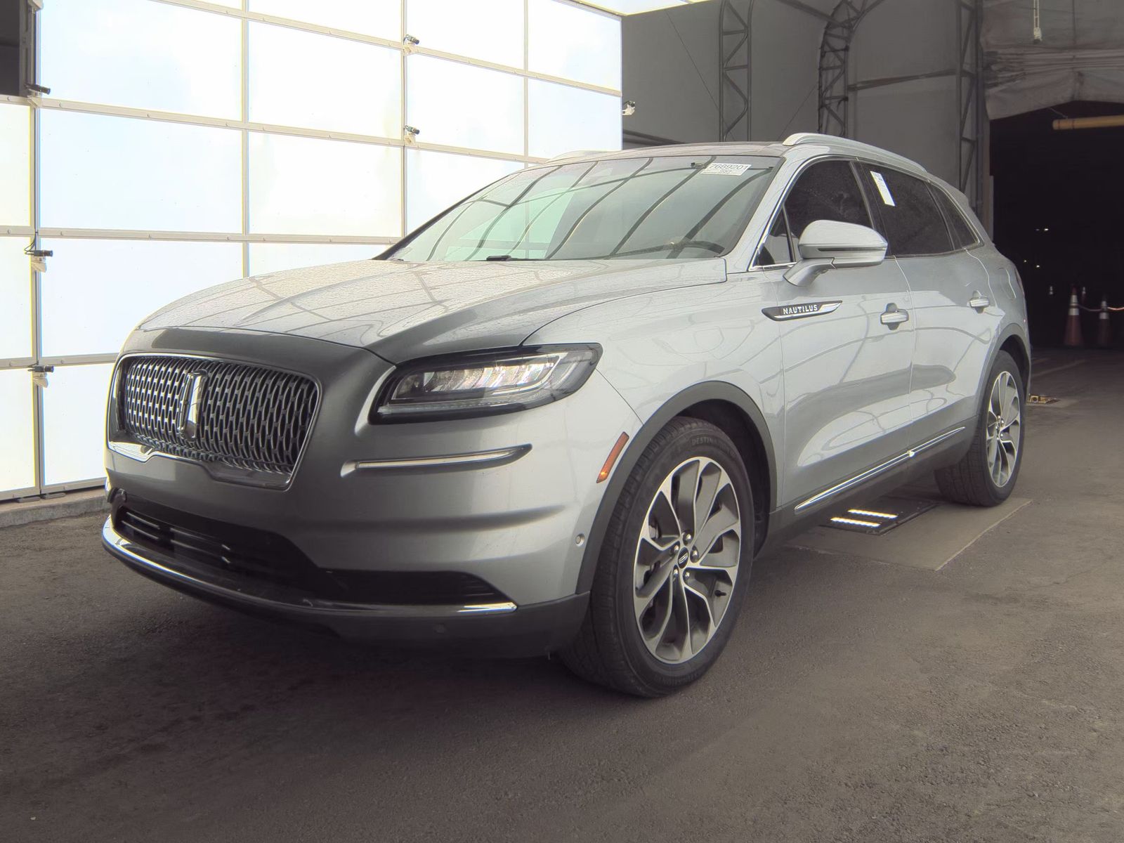 2022 Lincoln Nautilus Reserve FWD