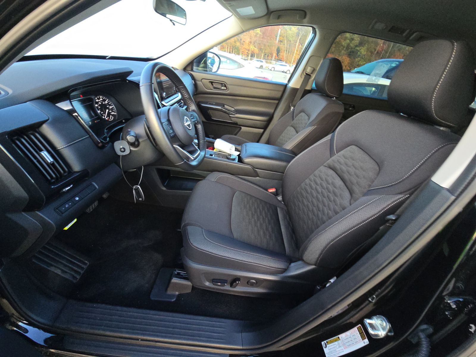 2024 Nissan Pathfinder SV AWD