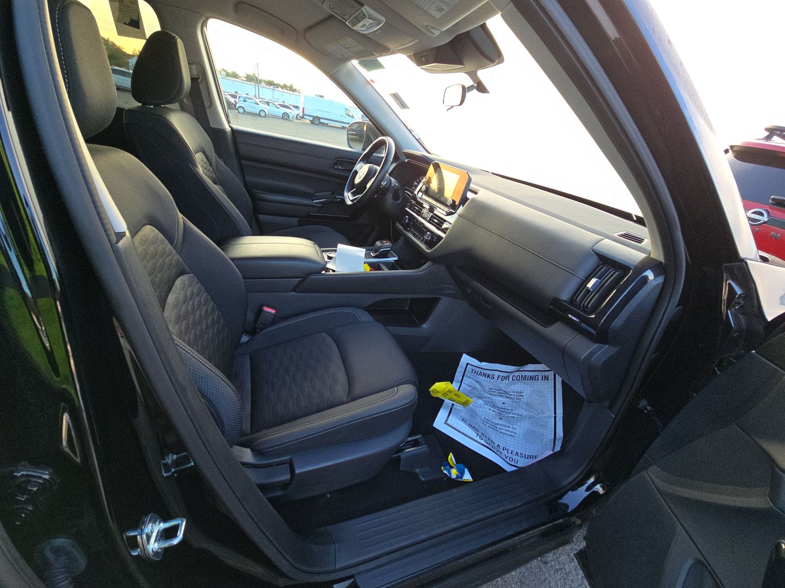 2024 Nissan Pathfinder SV AWD