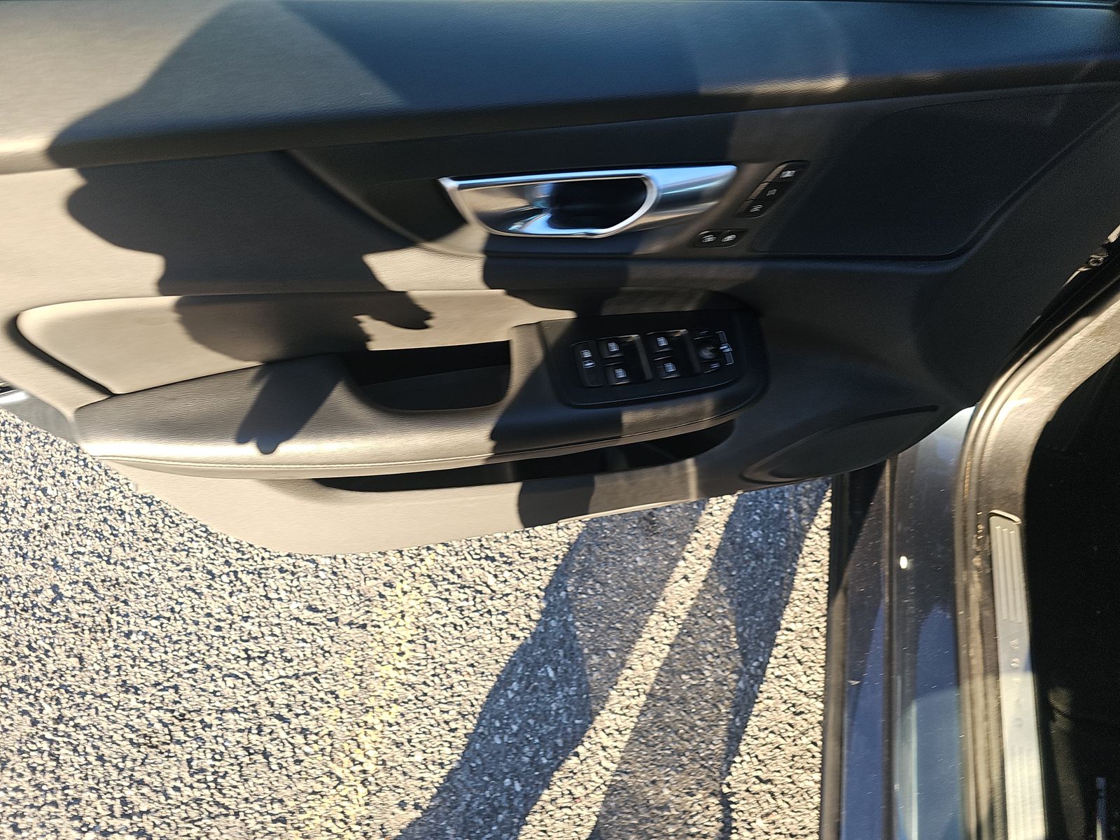 2024 Volvo S60 B5 Plus FWD