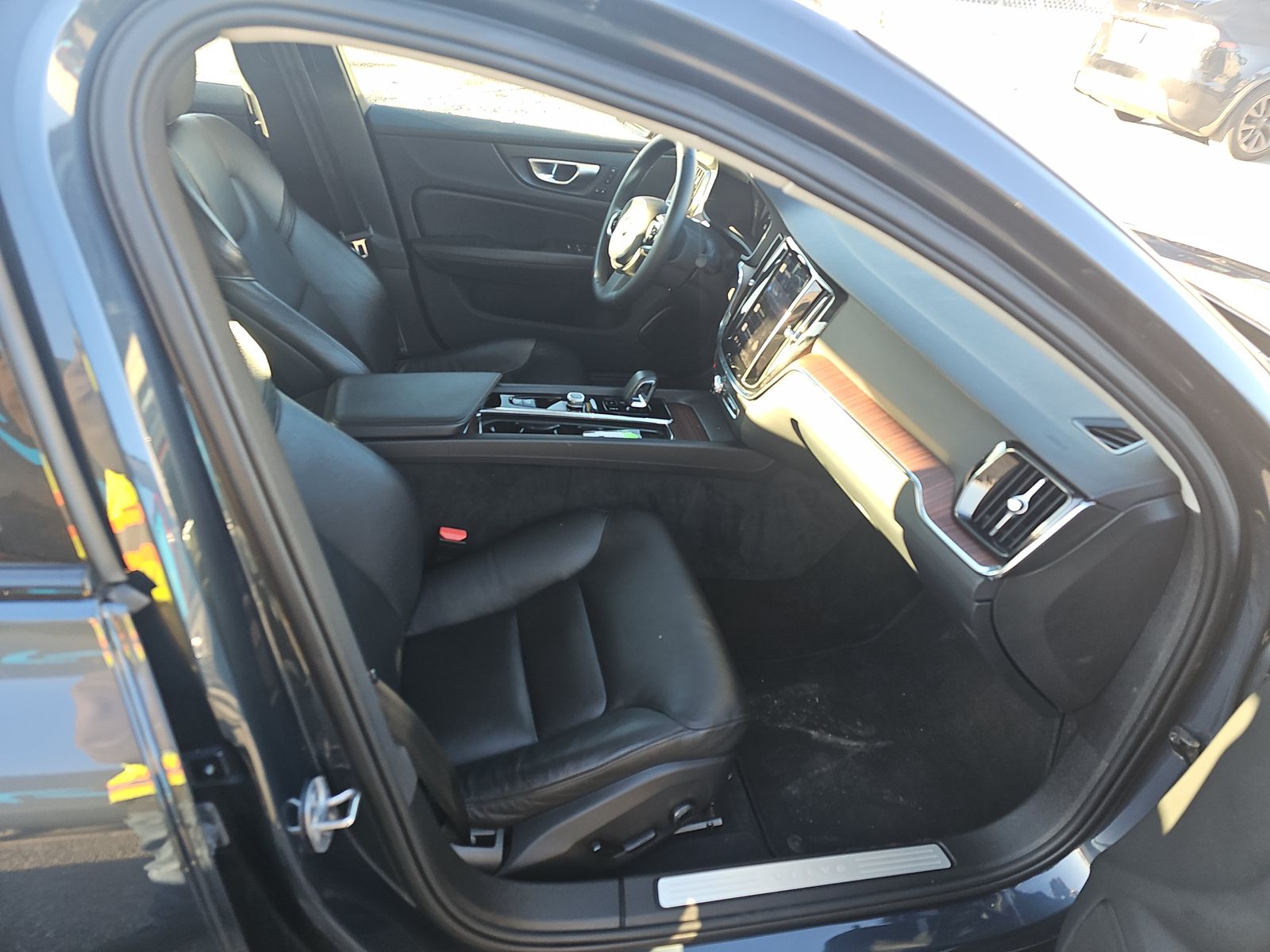 2024 Volvo S60 B5 Plus FWD