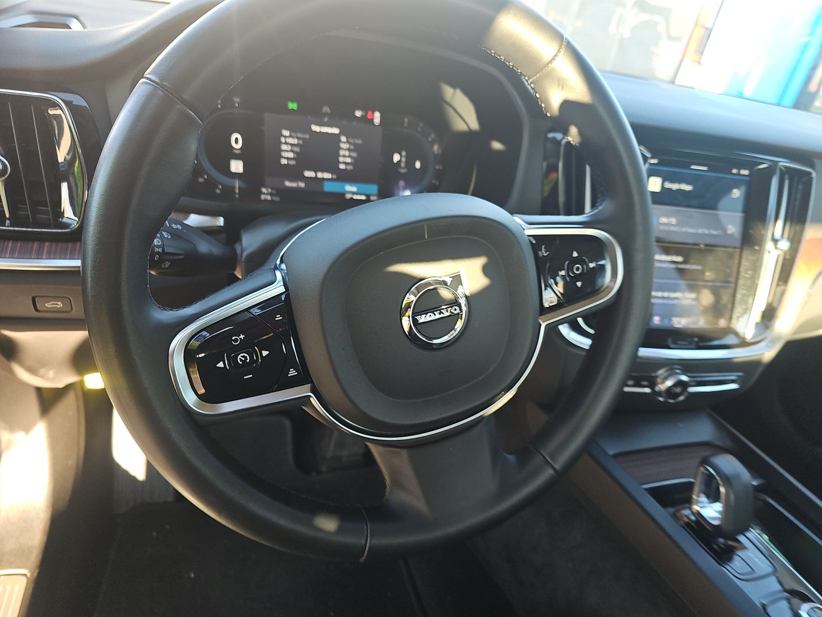 2024 Volvo S60 B5 Plus FWD