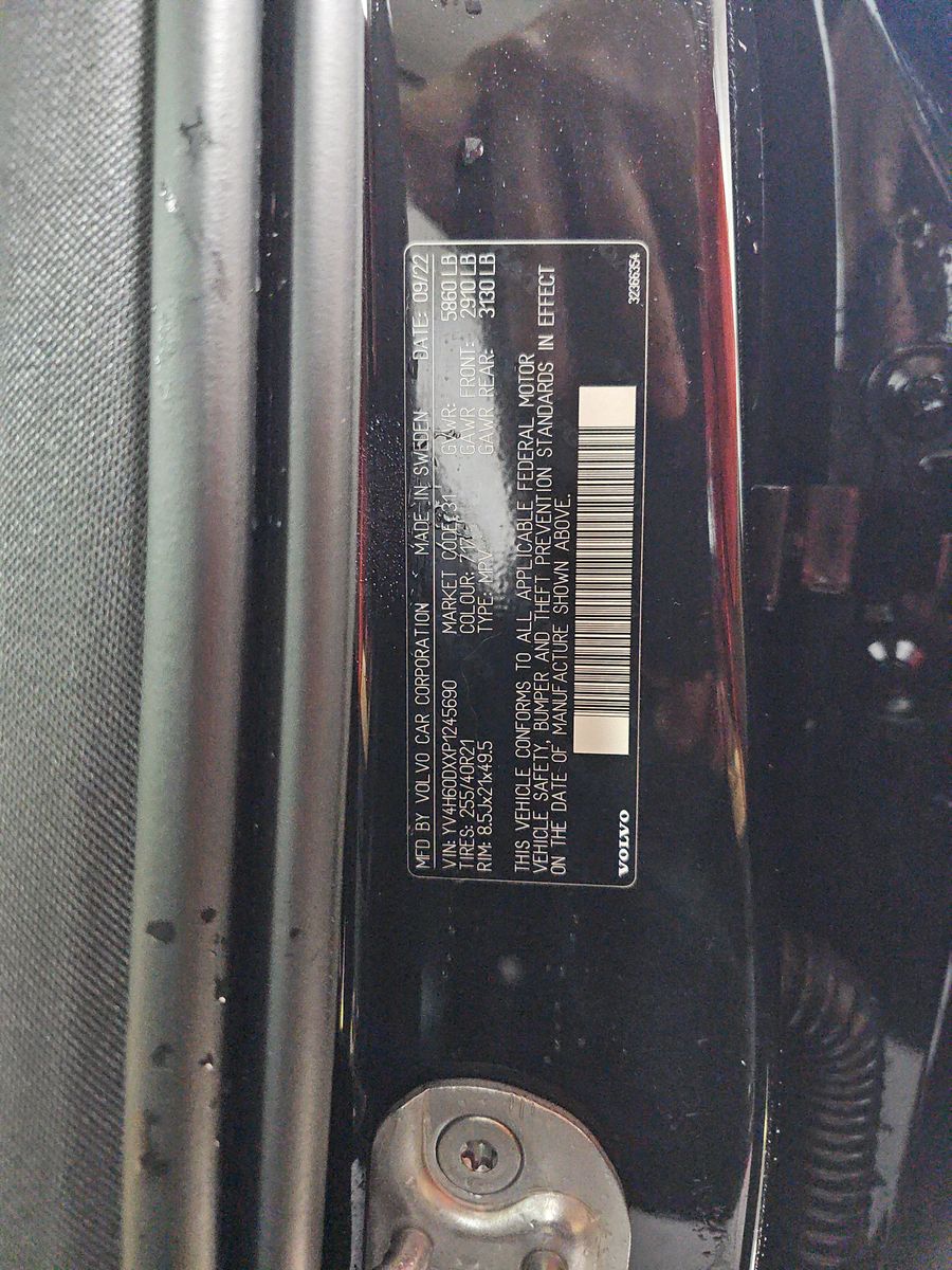 2023 Volvo XC60 Recharge T8 Ultimate AWD