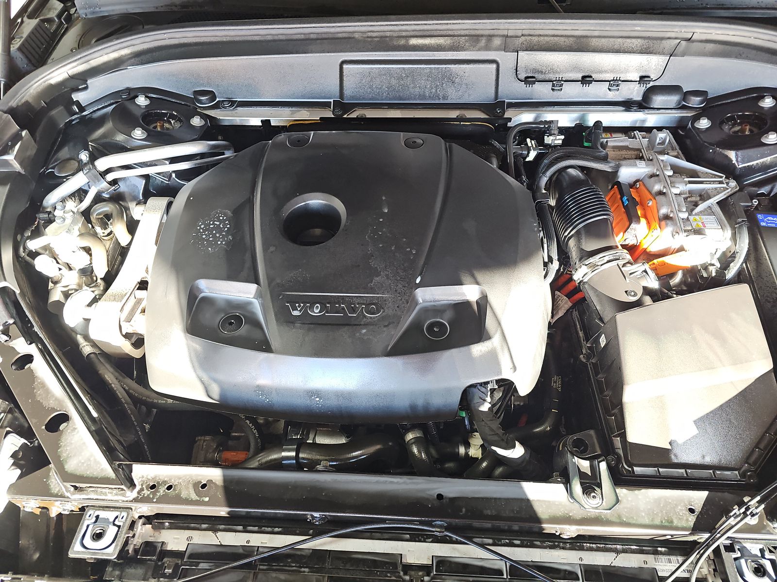 2023 Volvo XC60 Recharge T8 Ultimate AWD