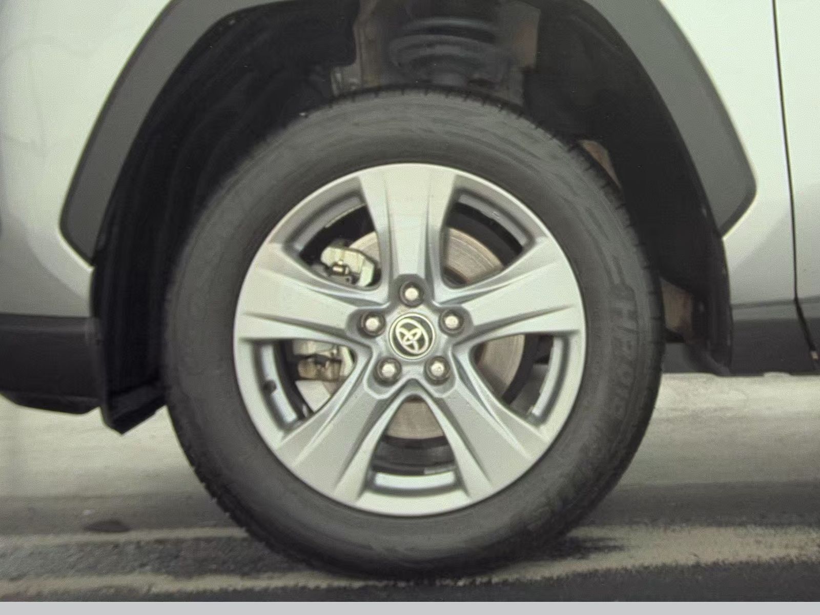 2023 Toyota RAV4 Hybrid XLE AWD