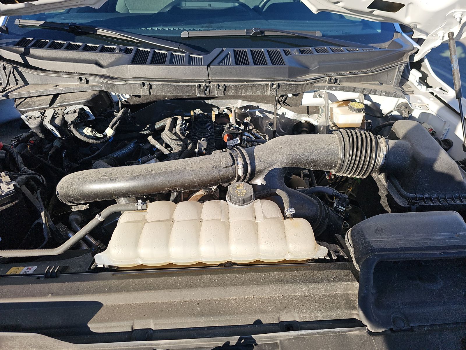 2024 Ford F-150 XLT AWD