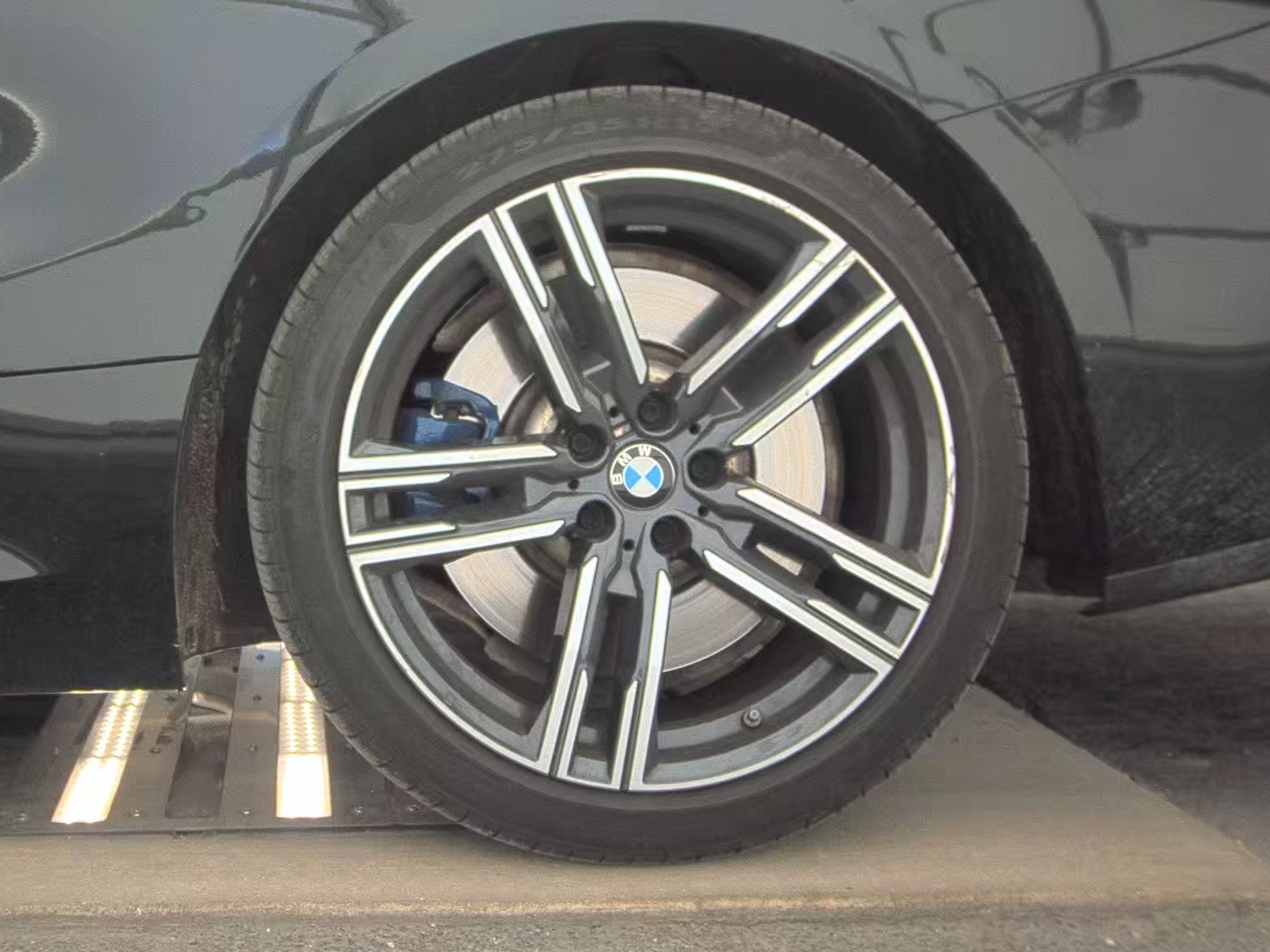 2025 BMW 8 Series 840i xDrive AWD