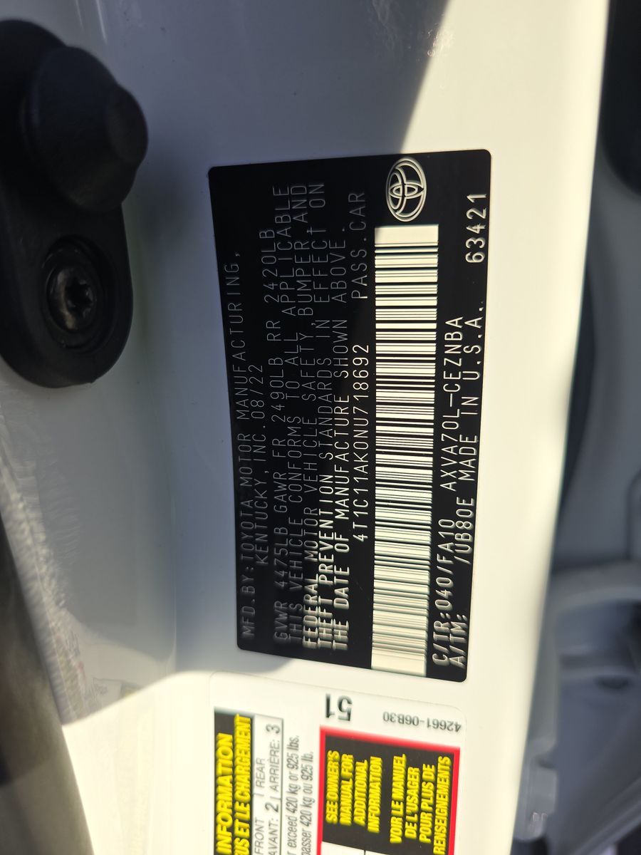 2022 Toyota Camry LE FWD