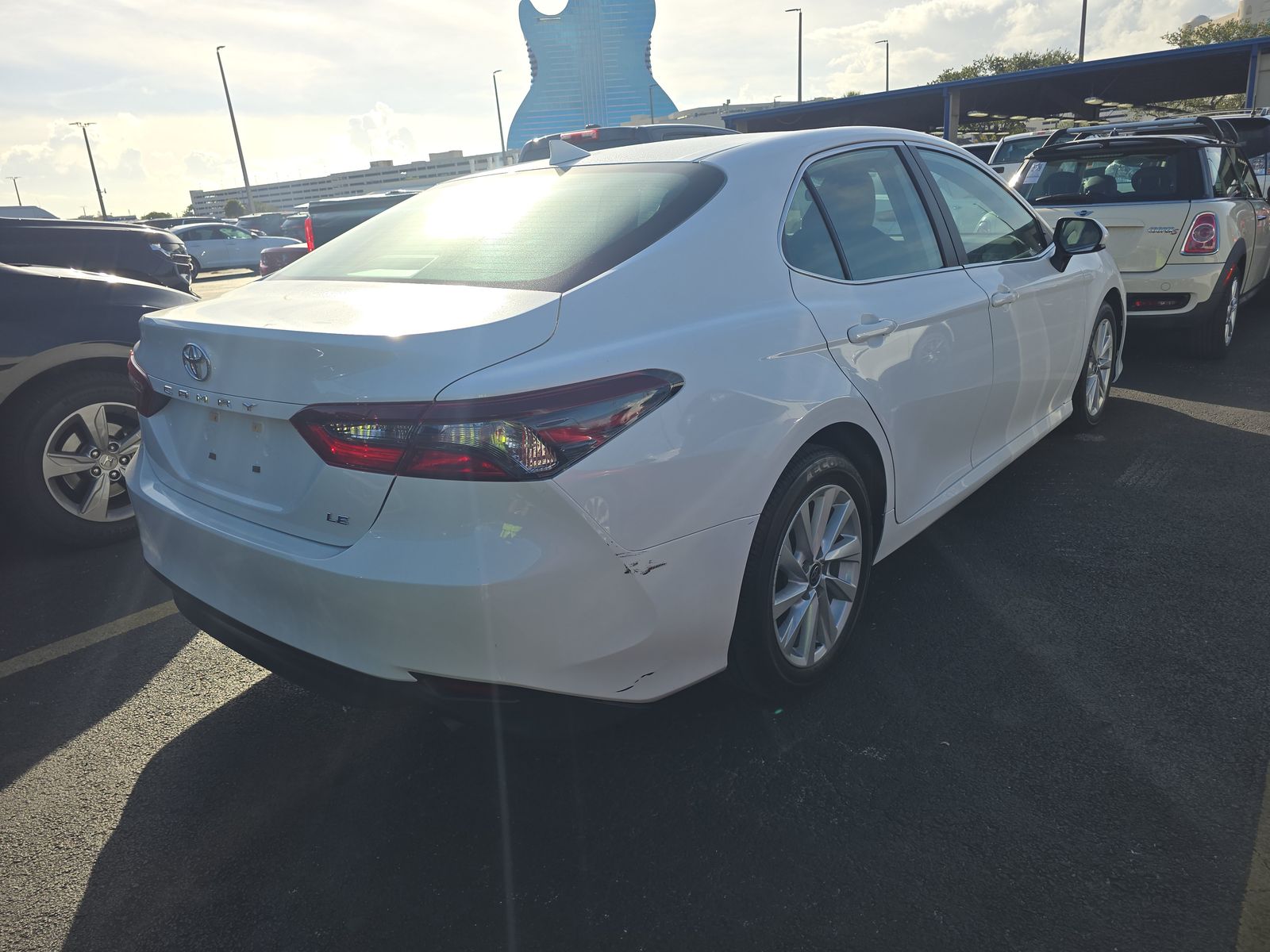 2022 Toyota Camry LE FWD