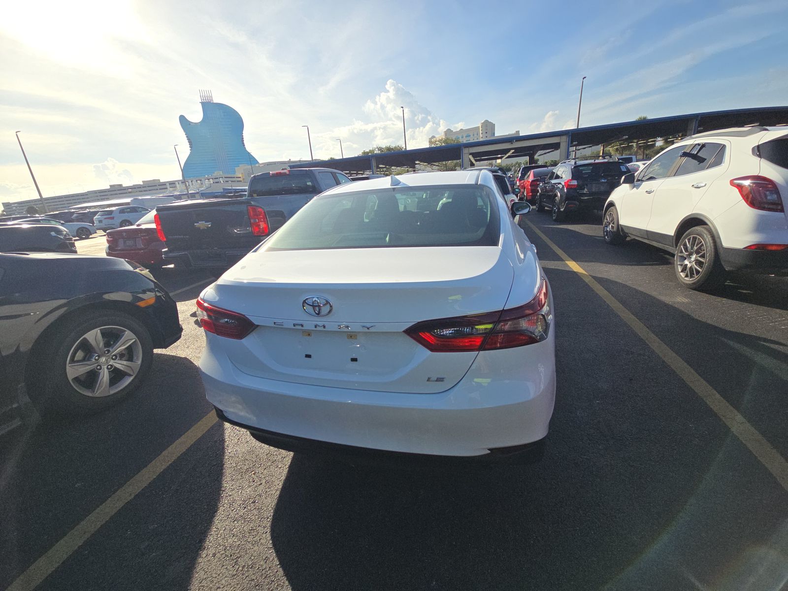 2022 Toyota Camry LE FWD