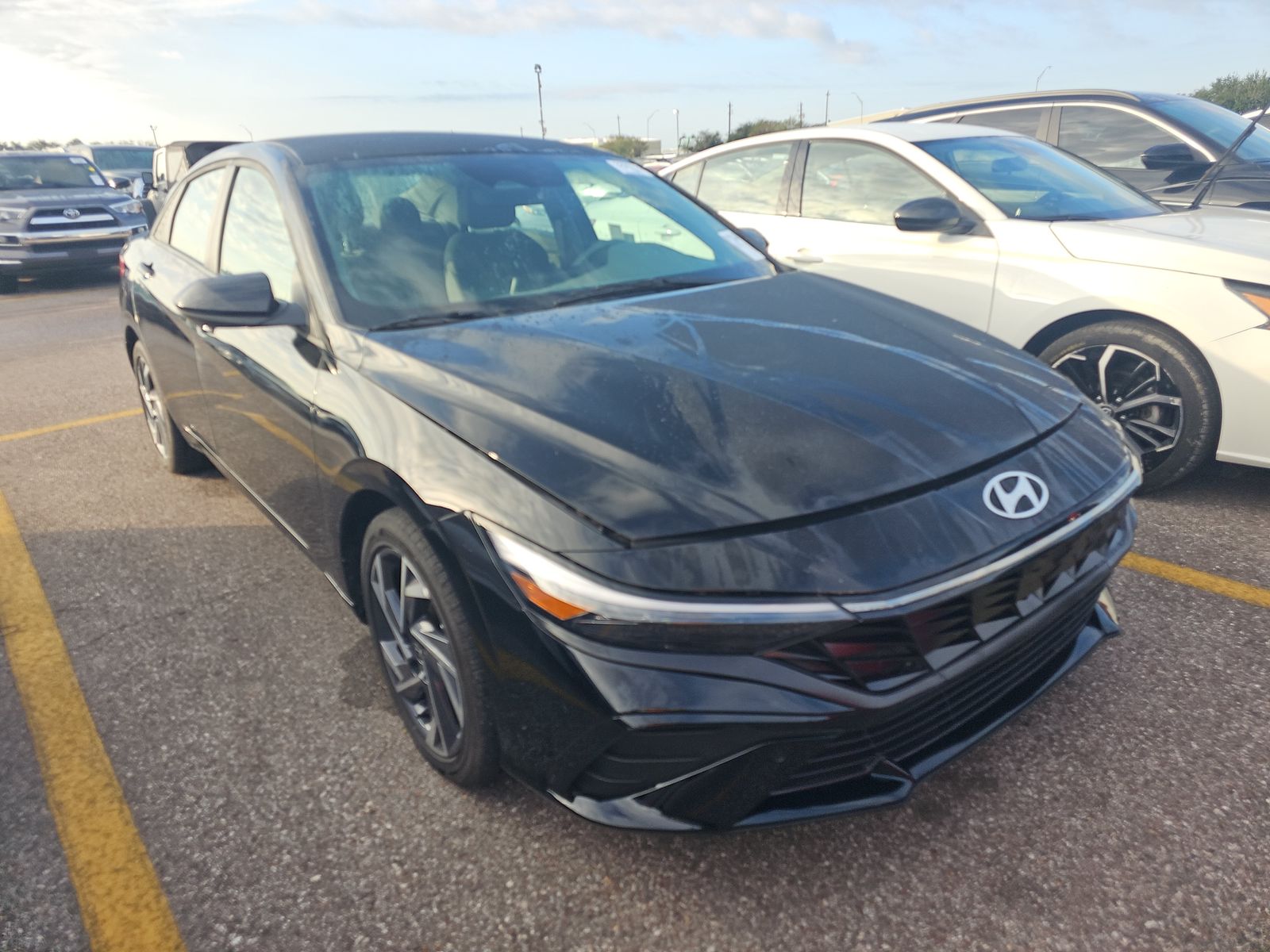 2025 Hyundai Elantra Hybrid SEL Sport FWD