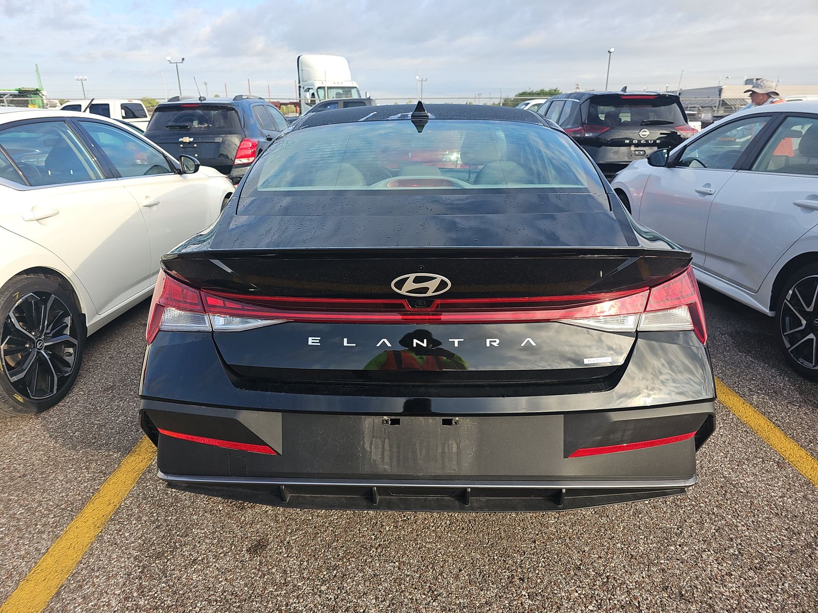 2025 Hyundai Elantra Hybrid SEL Sport FWD