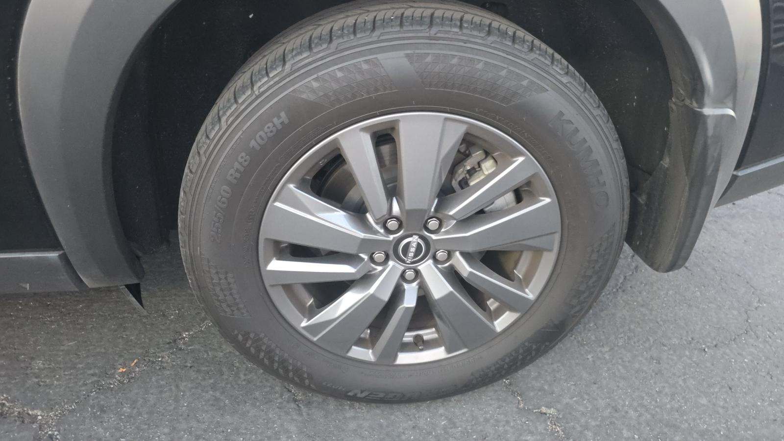 2024 Nissan Pathfinder SV FWD