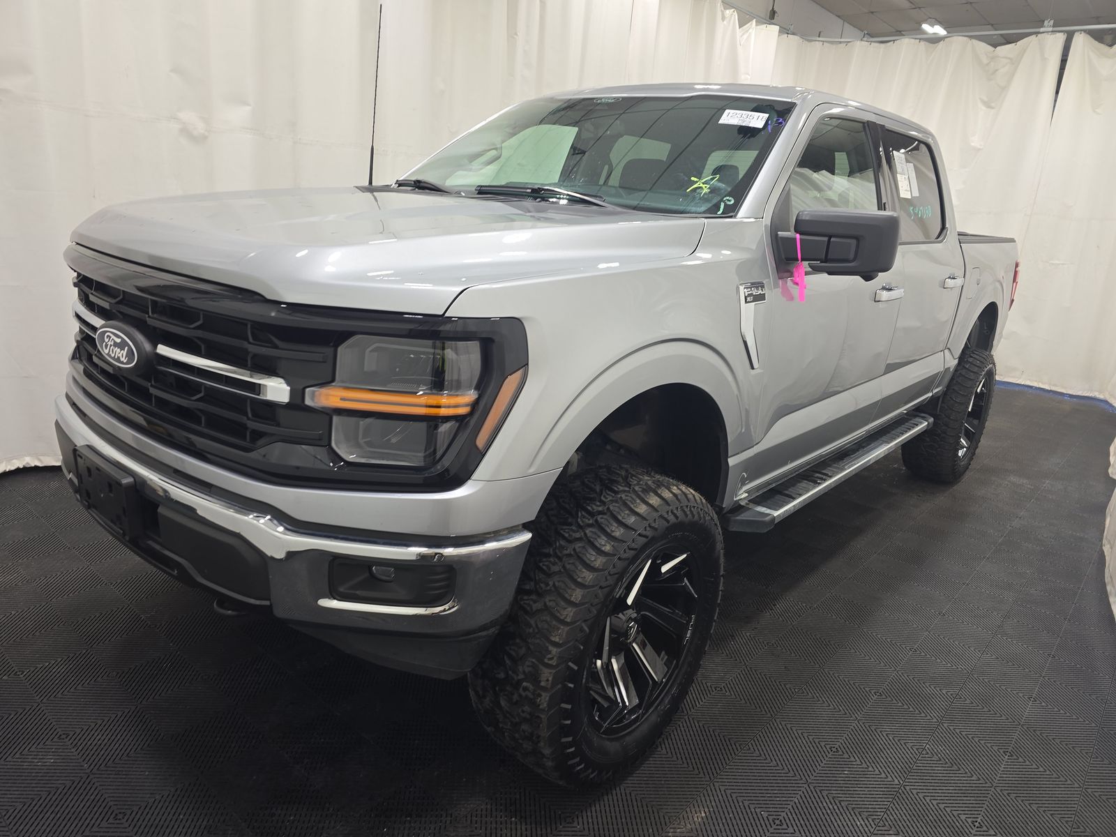 2024 Ford F-150 XLT AWD