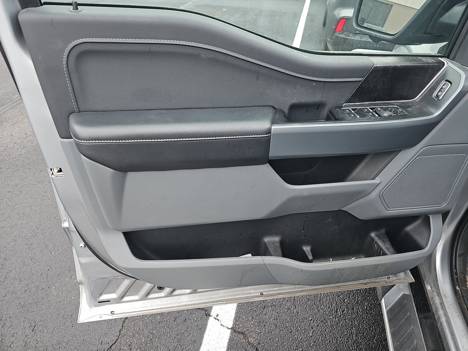 2023 Ford F-150 Hybrid XLT AWD