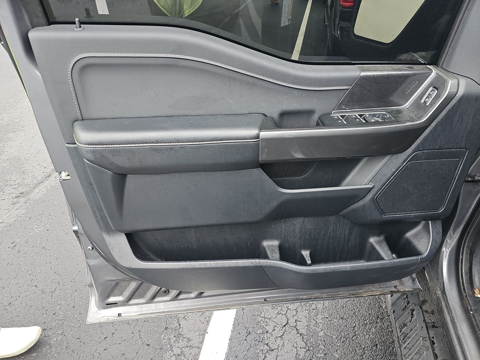 2023 Ford F-150 Hybrid XLT AWD