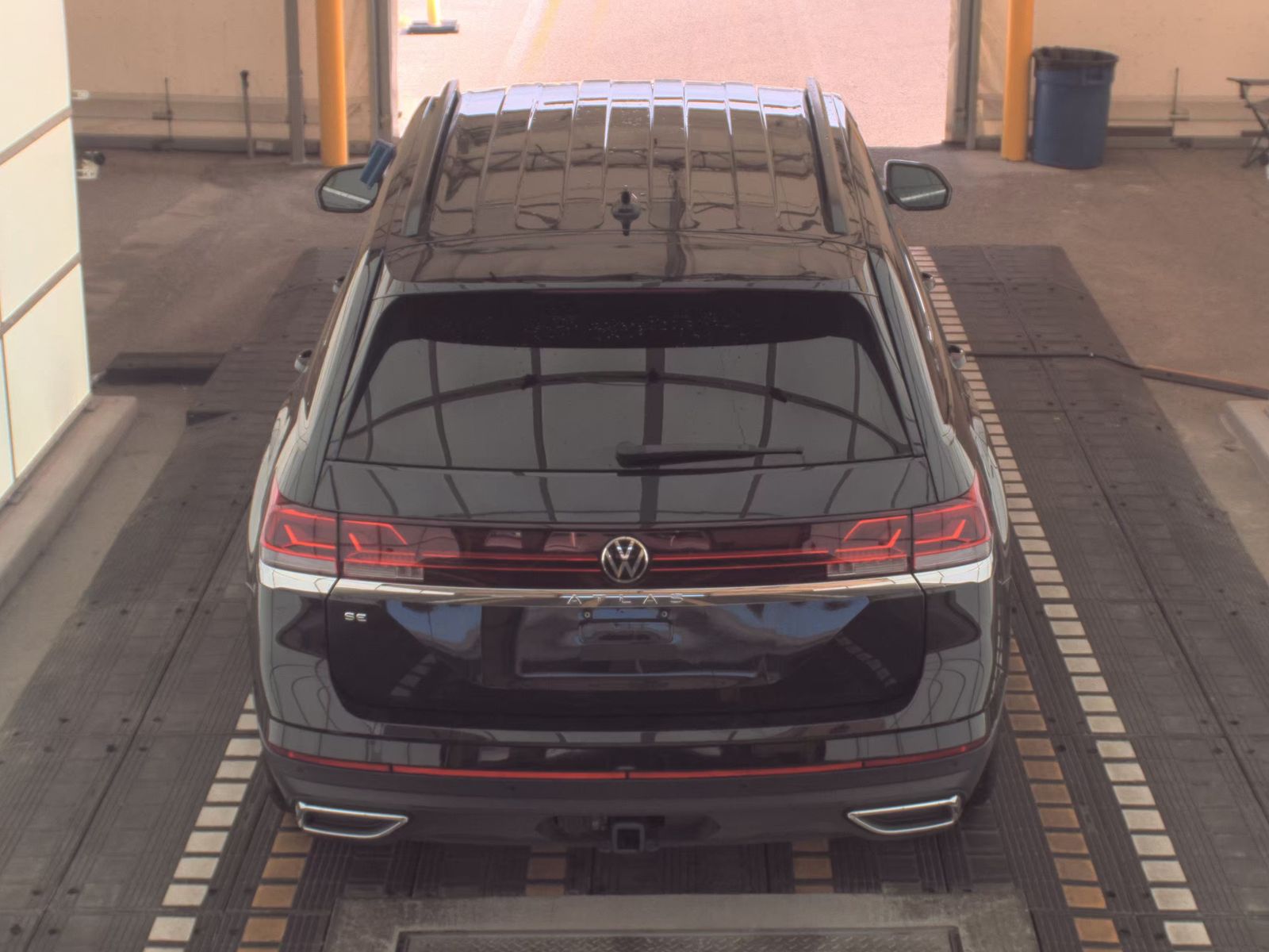 2025 Volkswagen Atlas 2.0T SE FWD