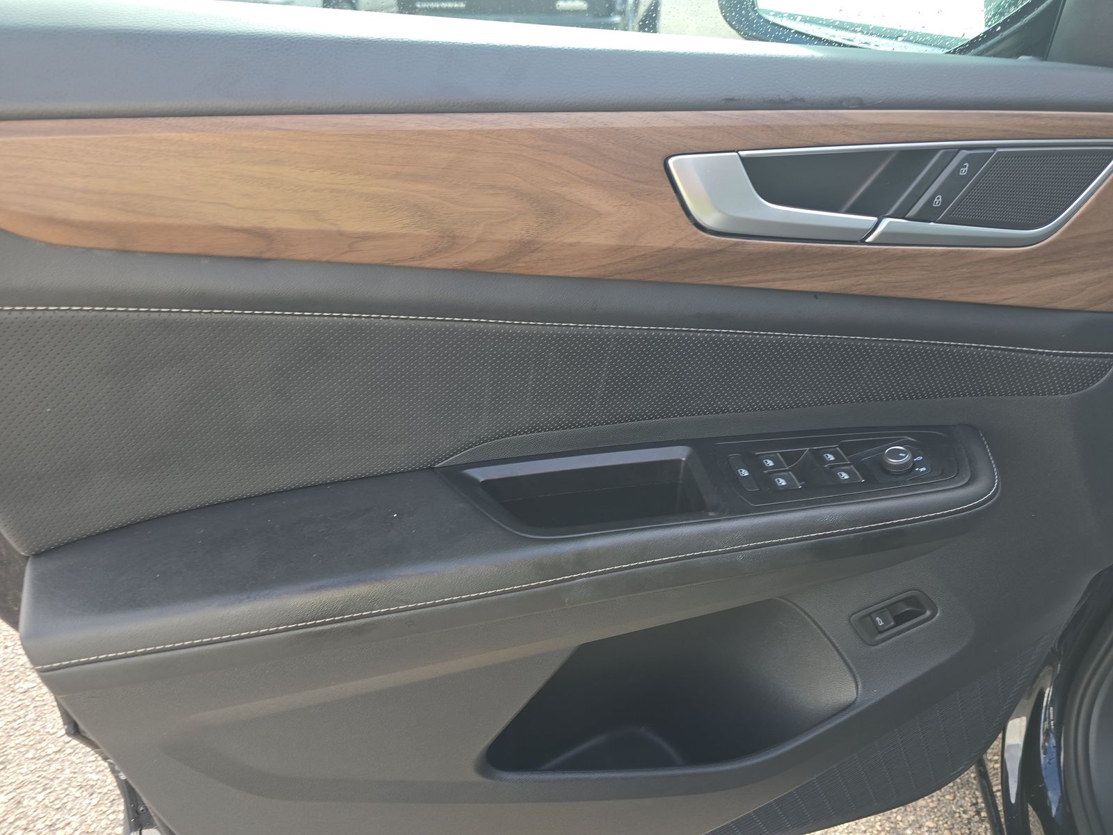 2025 Volkswagen Atlas 2.0T SE FWD