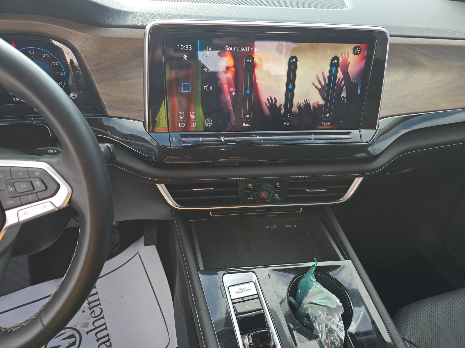 2025 Volkswagen Atlas 2.0T SE FWD