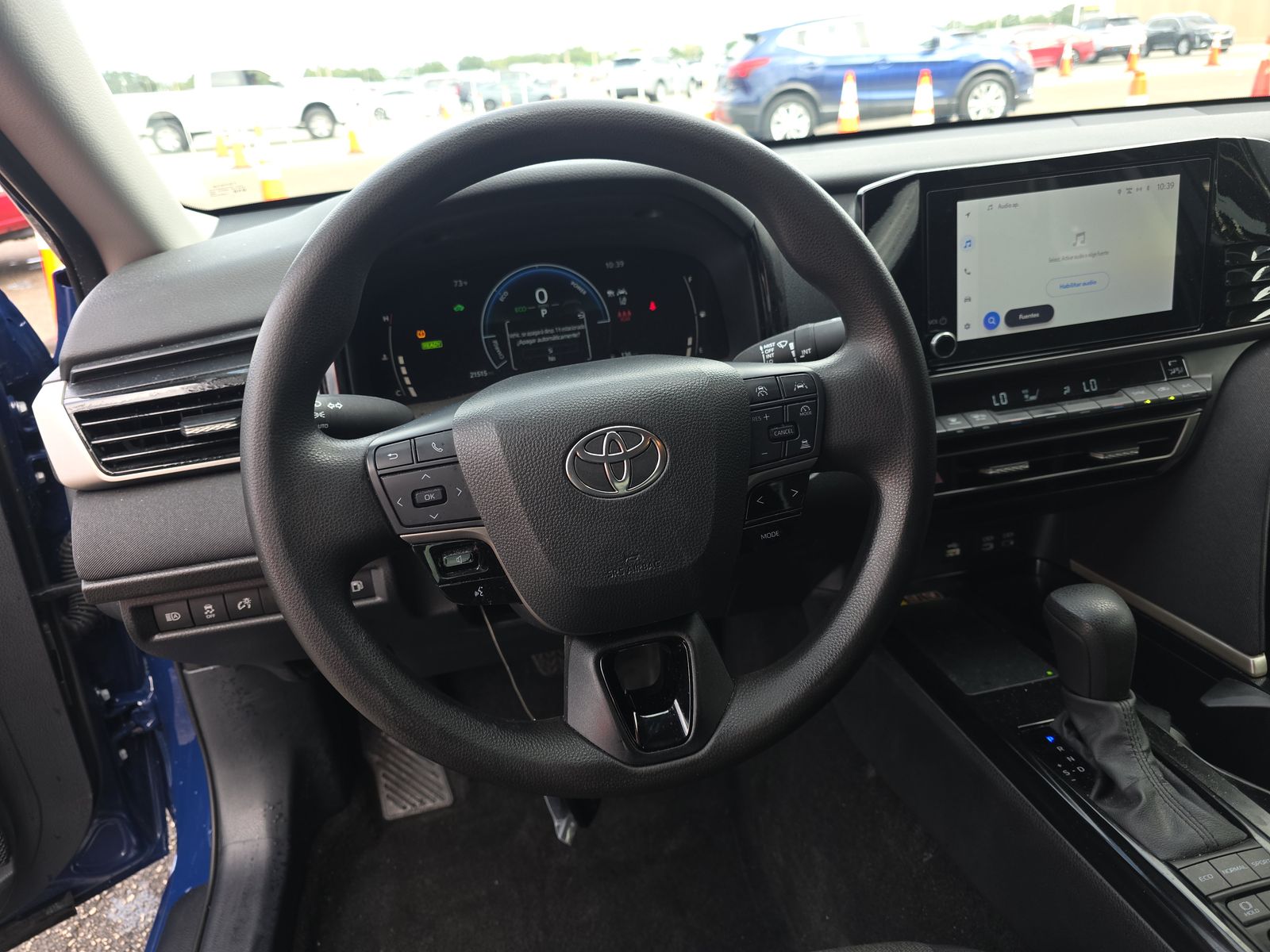 2025 Toyota Camry LE FWD