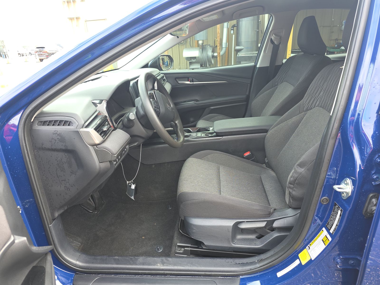 2025 Toyota Camry LE FWD