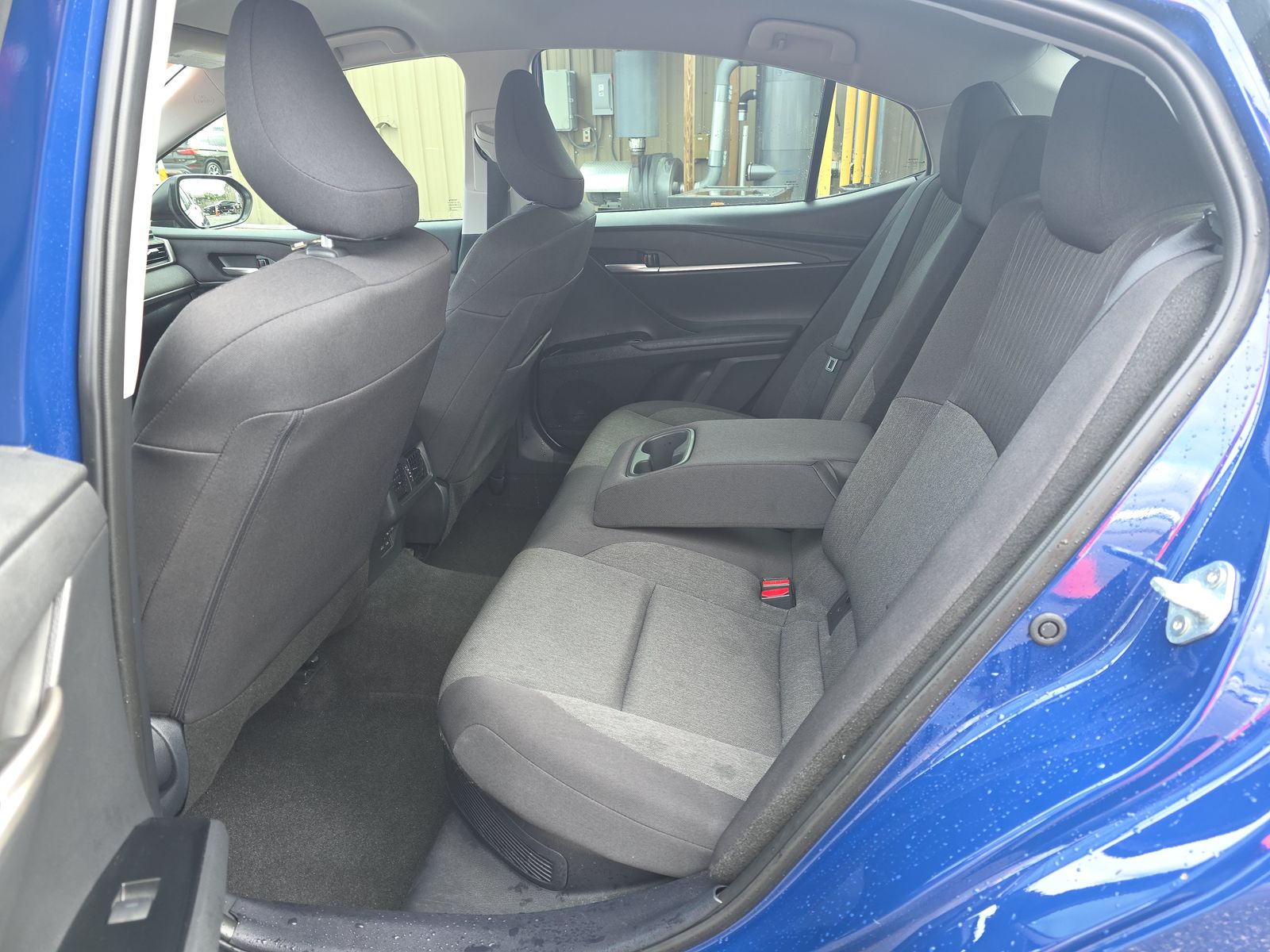 2025 Toyota Camry LE FWD