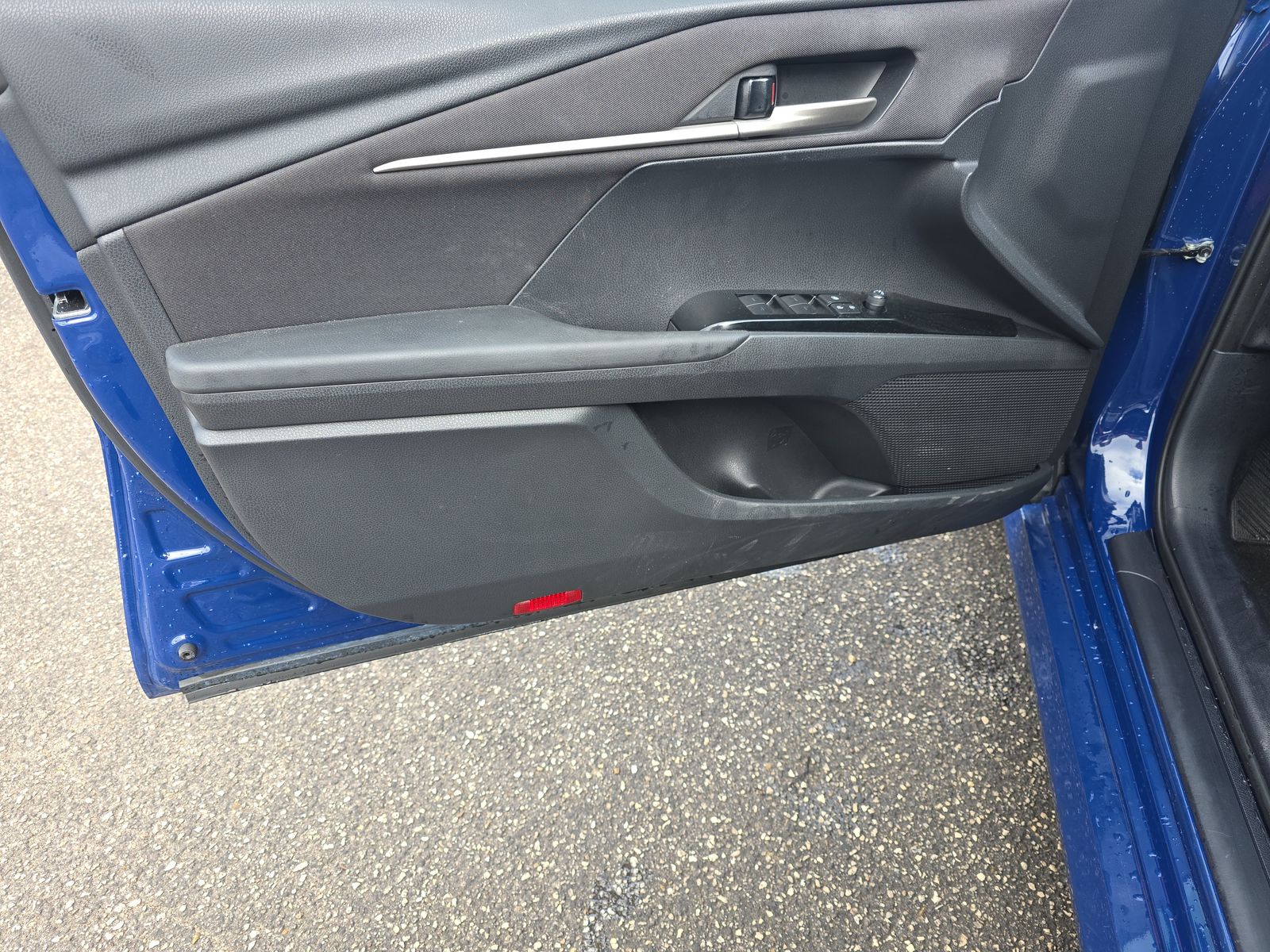 2025 Toyota Camry LE FWD