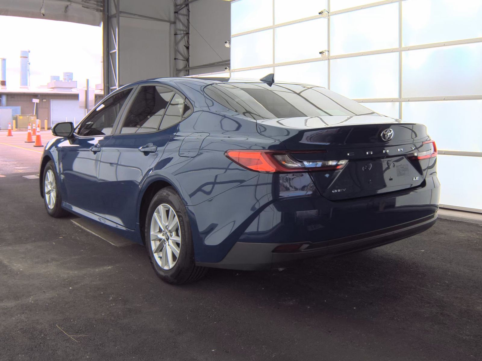 2025 Toyota Camry LE FWD